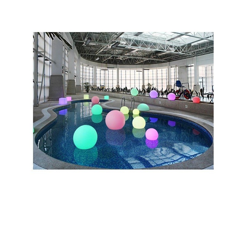 Boule LED lumineuse multicolore Ø 60 cm sur batterie