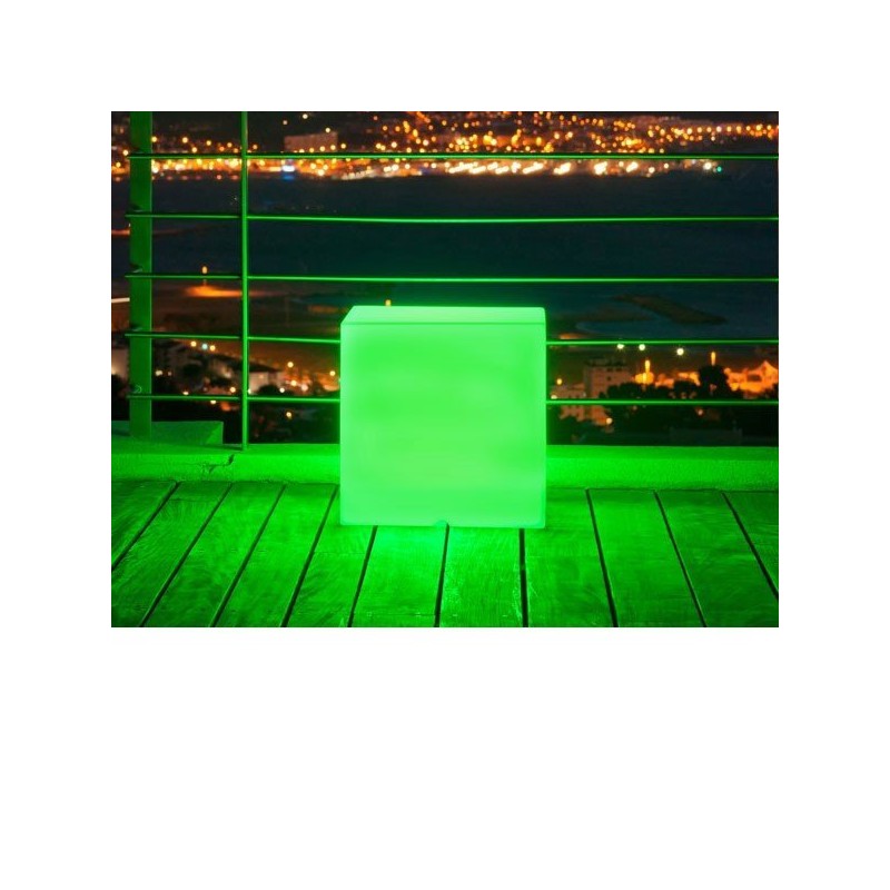 Cube LED lumineux multicolore 40 x 40 x 40 cm branché sur secteur